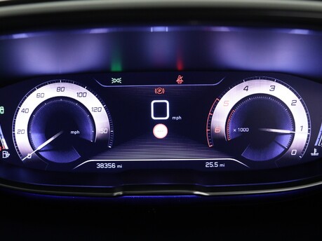 Peugeot 5008 1.5 BlueHDi GT Line Premium 5dr Estate 32