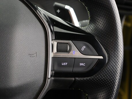 Peugeot 208 1.2 PureTech 130 GT Line 5 25