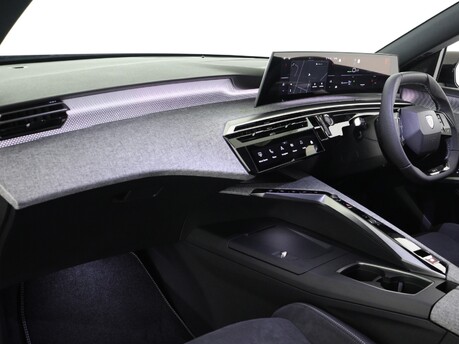 Peugeot 3008 157kW GT 73kWh 5dr Auto Estate 13