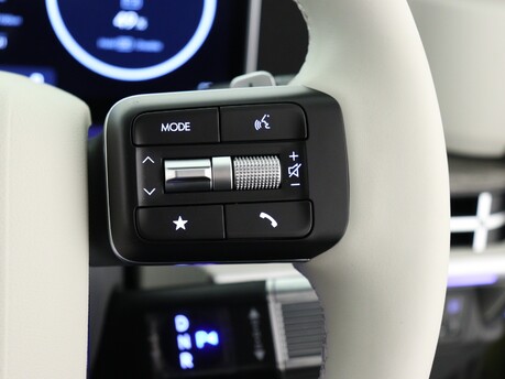 Hyundai SANTA FE Santa Fe 1.6 TGDi Plug-in Hybrid Premium 5dr 4WD Auto Estate 29