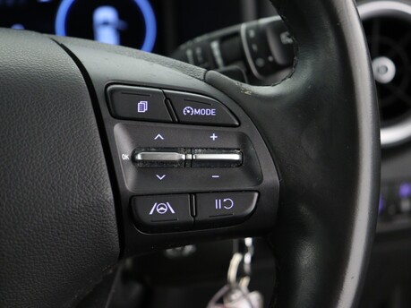 Hyundai KONA 1.6 GDi Hybrid SE Connect 5dr DCT Hatchback 24