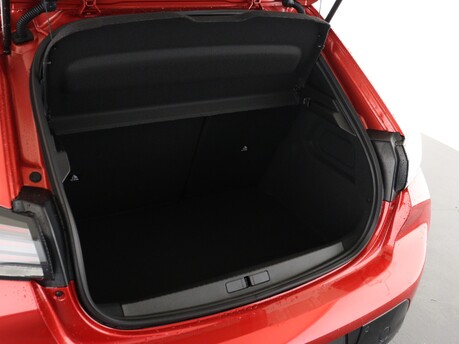 Peugeot 208 1.2 Hybrid 100 Allure 5dr e-DSC6 Hatchback 10