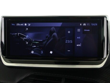 Peugeot 208 1.2 Hybrid 100 Allure 5dr e-DSC6 Hatchback 20