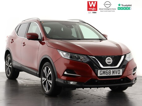 Nissan Qashqai 1.3 DiG-T N-Connecta 5dr Hatchback