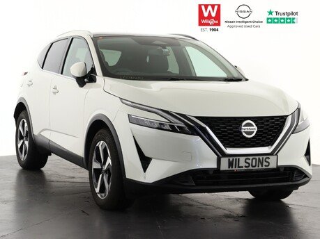 Nissan Qashqai 1.3 DiG-T MH 158 Premiere Edition 5dr Xtronic Hatchback