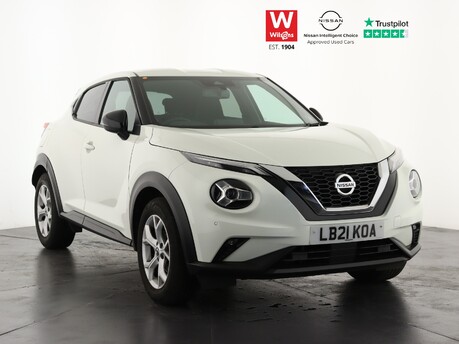 Nissan Juke 1.0 DiG-T N-Connecta 5dr DCT Hatchback