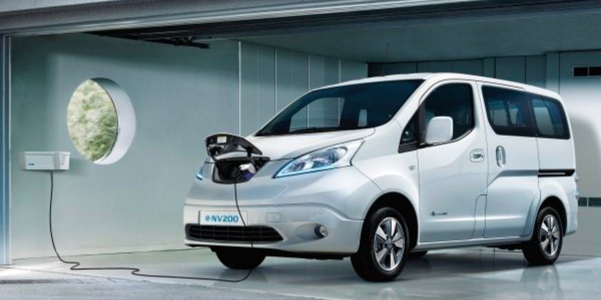 Nissan zero deals emission van