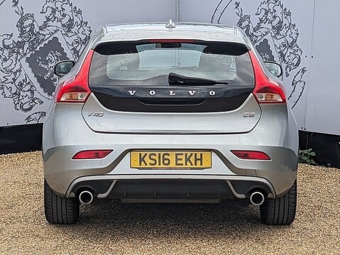 Volvo V40 D2 R-DESIGN LUX NAV 8