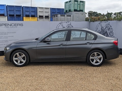 BMW 3 Series 320i SE 4