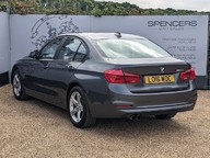 BMW 3 Series 320i SE 7