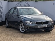 BMW 3 Series 320i SE 1