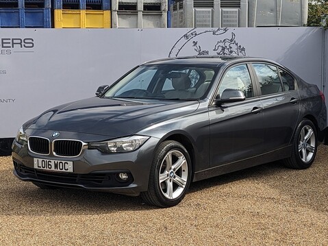 BMW 3 Series 320i SE 3