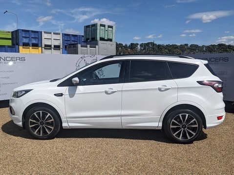 Ford Kuga ST-LINE TDCI 4