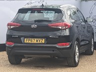 Hyundai TUCSON CRDI SE NAV BLUE DRIVE 9