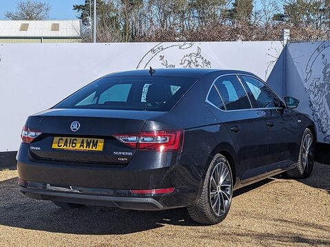 Skoda Superb LAURIN AND KLEMENT TDI DSG 9