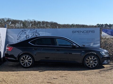 Skoda Superb LAURIN AND KLEMENT TDI DSG 10