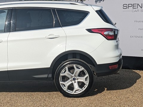 Ford Kuga TITANIUM TDCI 6