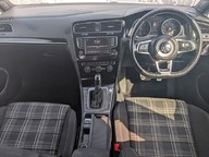 Volkswagen Golf GTD DSG 13