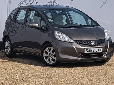 Honda Jazz I-VTEC ES 1