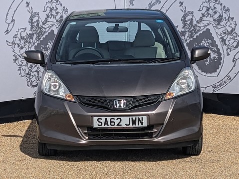 Honda Jazz I-VTEC ES 2