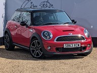 Mini Hatch COOPER S 1