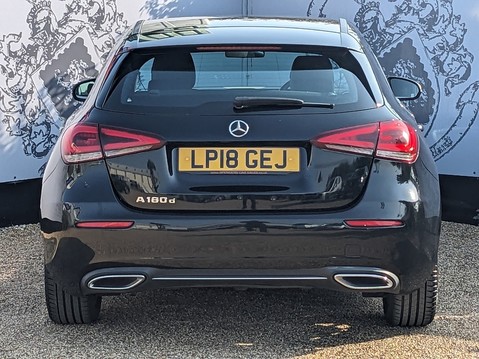 Mercedes-Benz A Class A 180 D SPORT 8