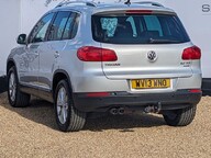 Volkswagen Tiguan SE TDI BLUEMOTION TECHNOLOGY 4MOTION DSG 9