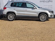 Volkswagen Tiguan SE TDI BLUEMOTION TECHNOLOGY 4MOTION DSG 10