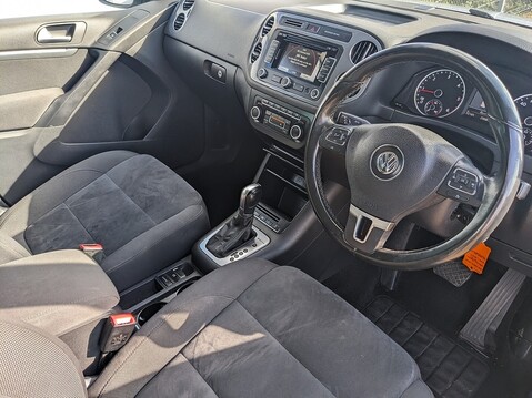 Volkswagen Tiguan SE TDI BLUEMOTION TECHNOLOGY 4MOTION DSG 12