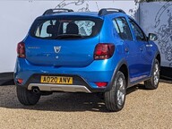 Dacia Sandero Stepway ESSENTIAL TCE 7