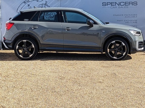 Audi Q2 TFSI S LINE EDITION 1 10