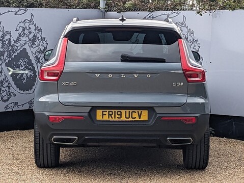 Volvo XC40 D3 INSCRIPTION 8