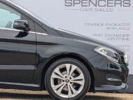 Mercedes-Benz B Class B 180 D SPORT 11