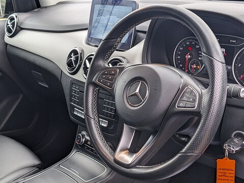 Mercedes-Benz B Class B 180 D SPORT 19