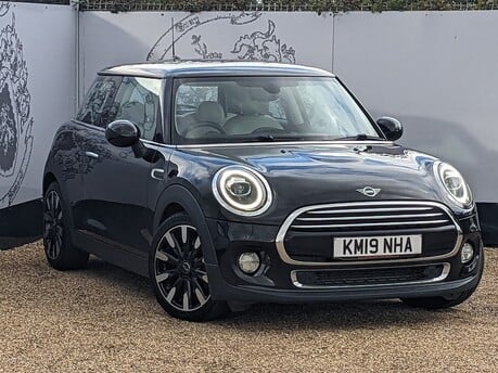 Mini Hatch COOPER EXCLUSIVE