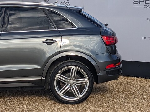 Audi Q3 TDI QUATTRO S LINE PLUS 6