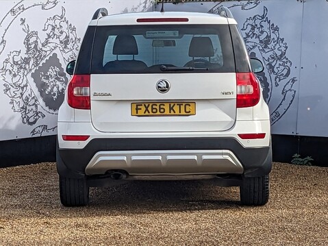 Skoda Yeti SE TSI 8