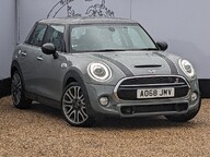 Mini Hatch COOPER S 1