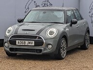 Mini Hatch COOPER S 3