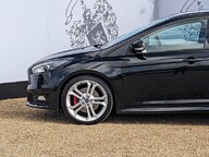 Ford Focus ST-3 5