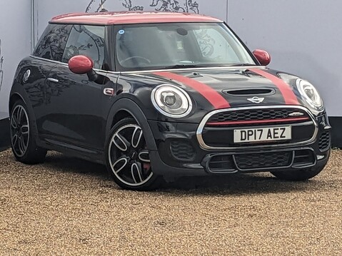 Mini Hatch JOHN COOPER WORKS 1