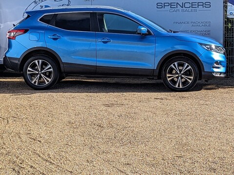 Nissan Qashqai DIG-T N-CONNECTA DCT 10