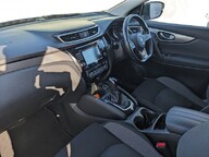 Nissan Qashqai DIG-T N-CONNECTA DCT 17