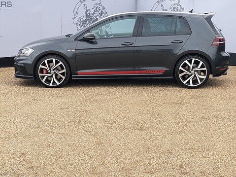 Volkswagen Golf GTI CLUBSPORT EDITION 40 DSG 4