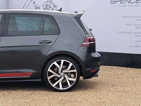 Volkswagen Golf GTI CLUBSPORT EDITION 40 DSG 6