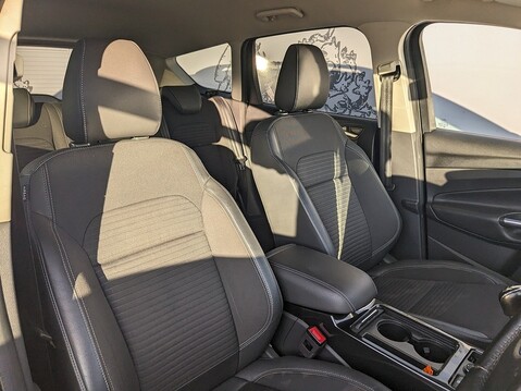 Ford Kuga TITANIUM TDCI 19