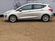 Ford Fiesta ZETEC 34