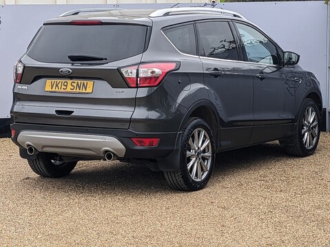 Ford Kuga TITANIUM EDITION TDCI 9