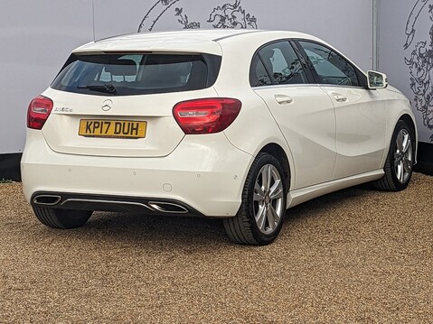 Mercedes-Benz A Class A 180 D SPORT EXECUTIVE 9