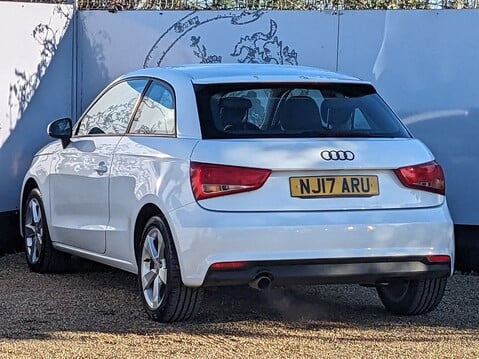 Audi A1 TFSI SPORT 7